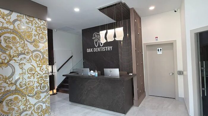 Oak Dentistry dental clinic in Oakville - Photo 3